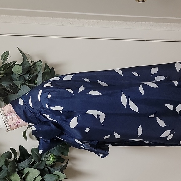 VTG | Alex Colman Blue Floral Floppy Bow Tie Blouse - Picture 5 of 13